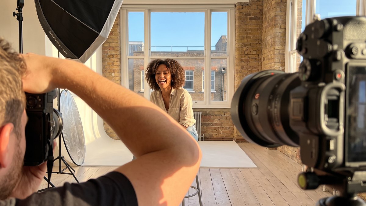 Headshot Photographer London Background Guide